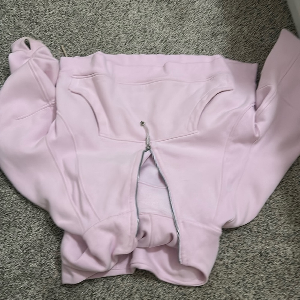 Lululemon Scuba